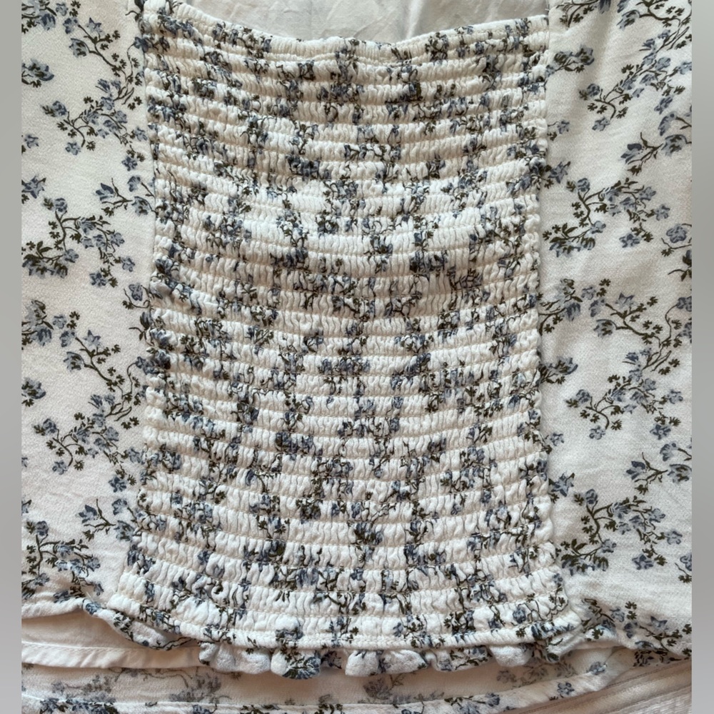 Abercrombie Blue Willow Toile Open Back Short Sleeve Top - Picture 7 of 12